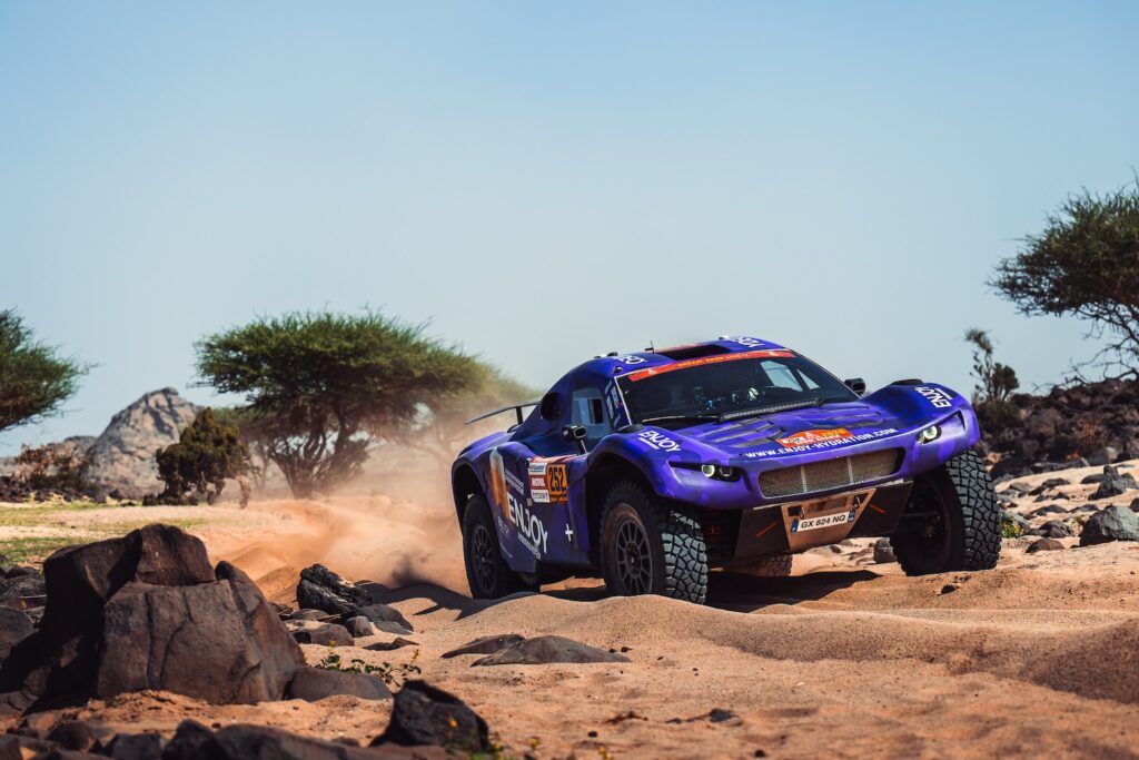 Actiongraphers Z9B 1301